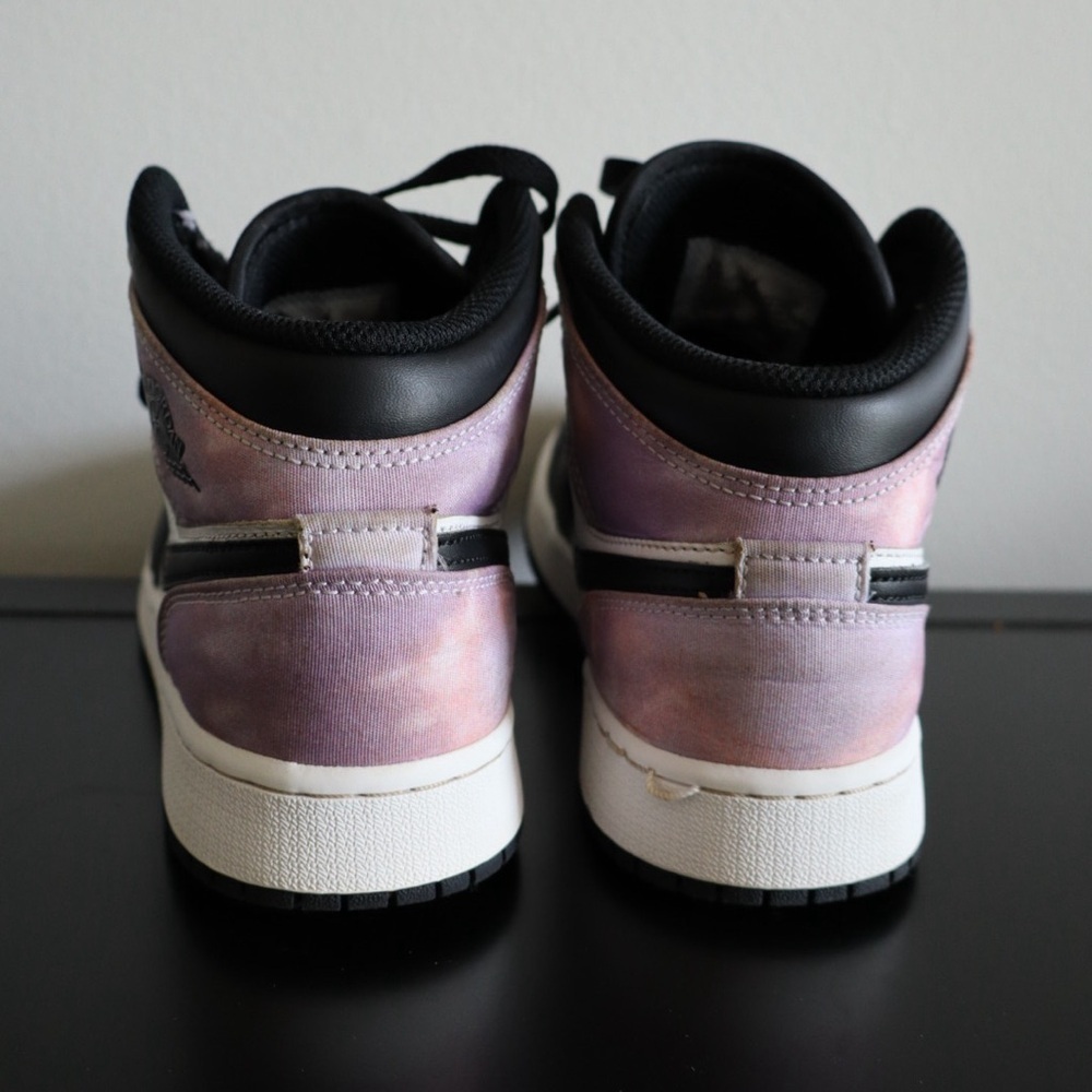 Nike Air Jordan 1 Mid SE “Zen Master” – Size 4.5Y - Picture 3 of 5